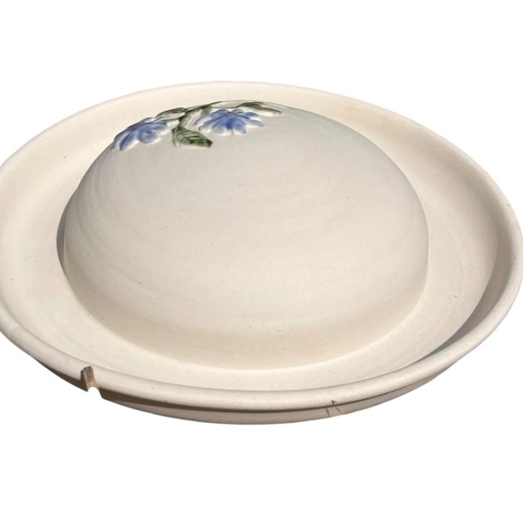 Vtg Gabriel Sweden Flower Hat Art Pottery Wall Plaque Artist Signed 3D Summer - Picture 3 of 7